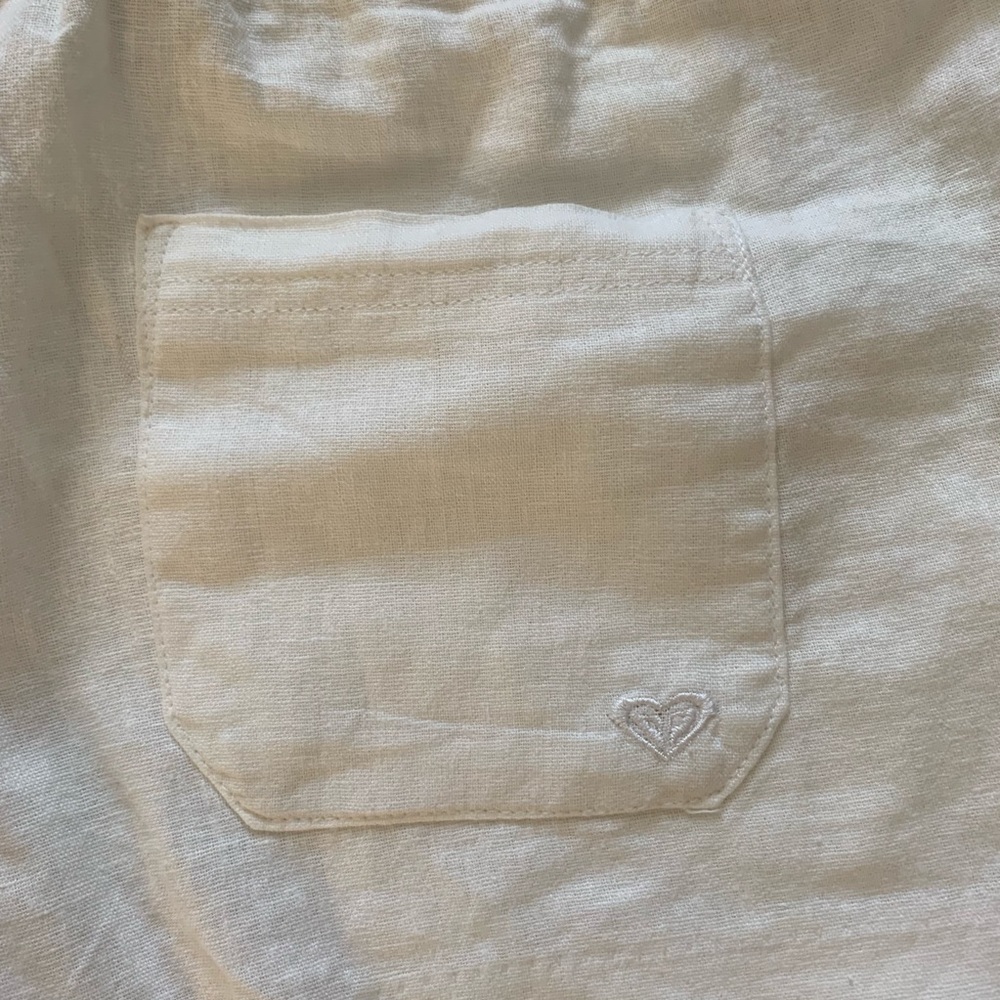 Women’s Roxy Linen Shorts - Picture 5 of 6